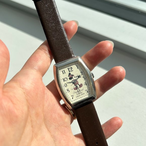 Disney Steamboat Willie 75th Anniversary Mickey Watch w/ Collector's Tin - Picture 8 of 8